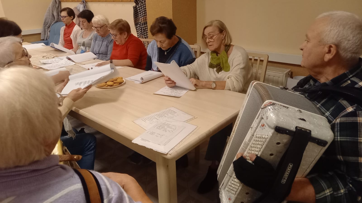 Grafika artykułu: Rozśpiewani Seniorzy