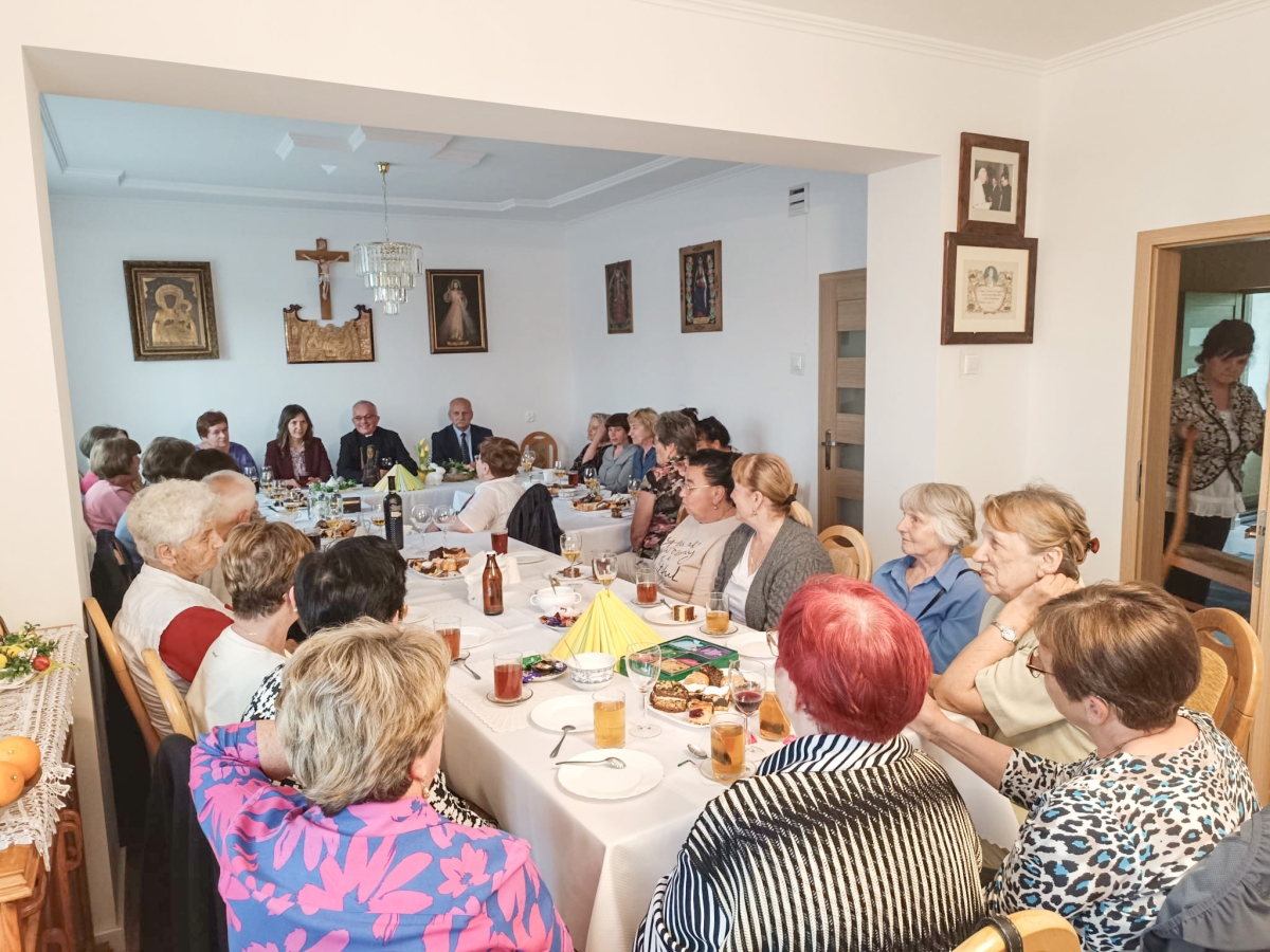 Grafika artykułu: Seniorzy w Skawinkach